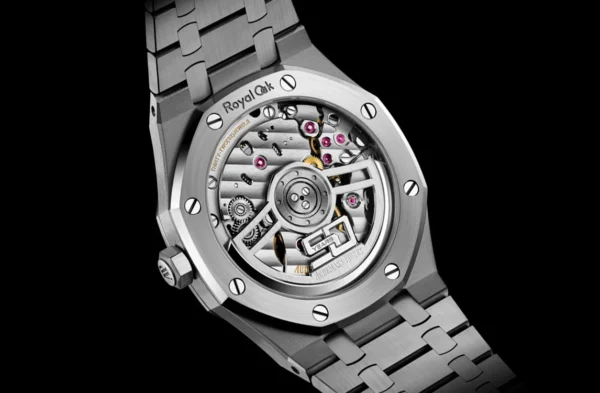 ROYAL OAK SELFWINDING  50TH ANNIVERSARY  Ref. 15510ST.OO.1320ST.04 This 41 mm Royal Oak Selfwinding in stainless steel sports - Image 6