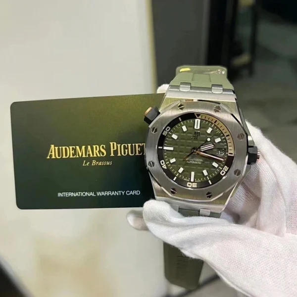 Royal Oak Offshore Diver's Watch Ref. 15720ST(AAAAA Version) - Image 5