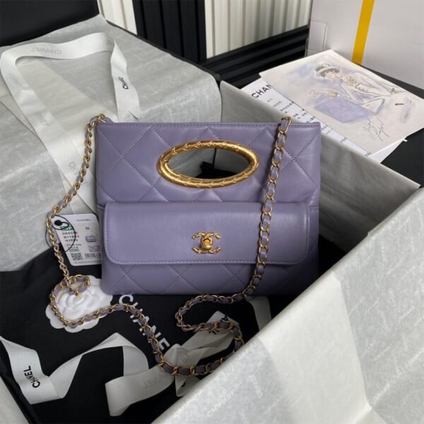 CHANEL Clutch - Image 2