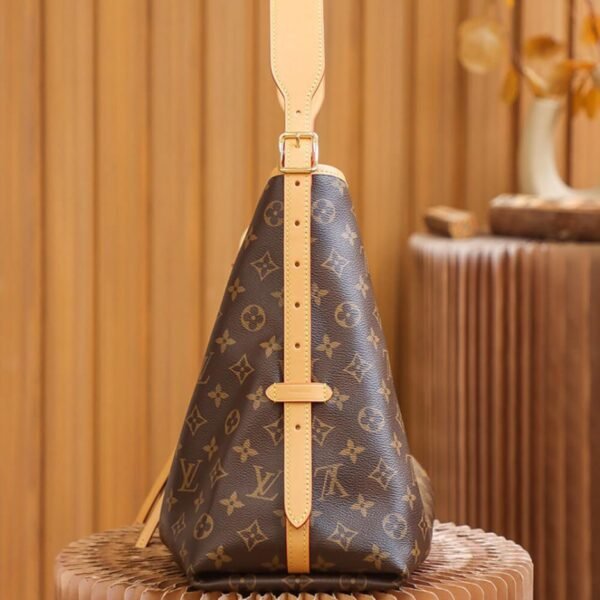 LV  CarryAll MM - Image 3
