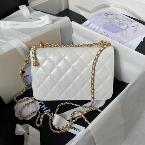 CHANEL SMALL FLAP - Image 3