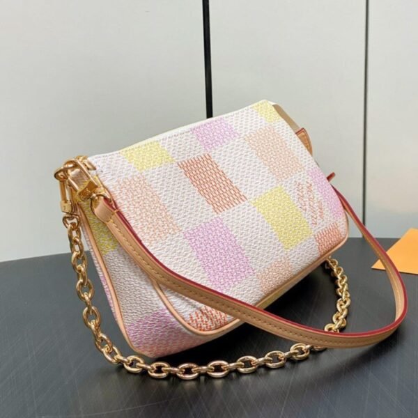 LV Pochette Accessoires - Image 3