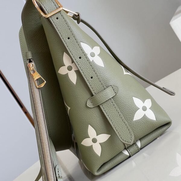 LV  CarryAll PM - Image 3