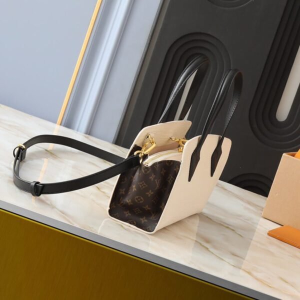 LV Varenne East West - Image 3