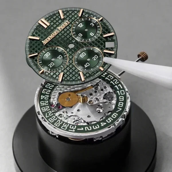 ROYAL OAK SELFWINDING CHRONOGRAPH Ref. 26240OR.OO.D404CR.01(AAAAA version) - Image 5