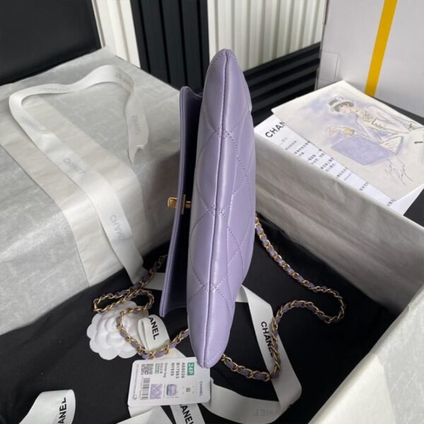 CHANEL Clutch - Image 4