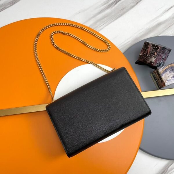 KATE MEDIUM CHAIN BAG IN GRAIN DE POUDRE EMBOSSED LEATHER - Image 4