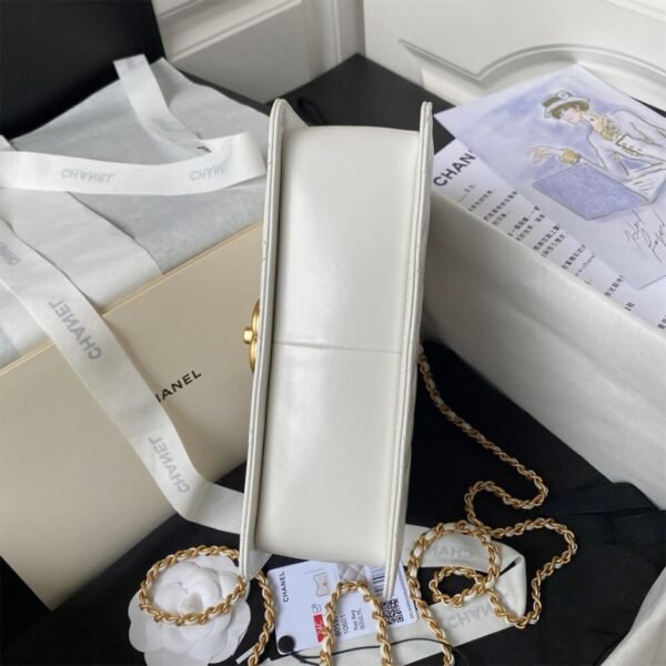 CHANEL SMALL FLAP - Image 4