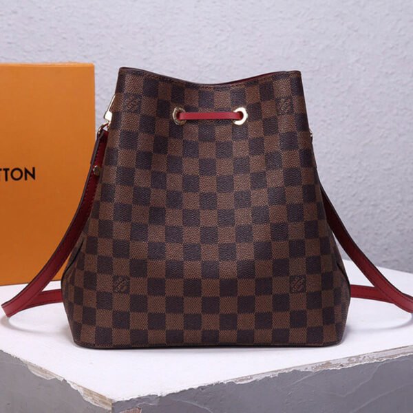 LV NeoNoe MM Bucket Bag - Image 4