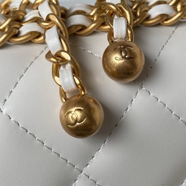 CHANEL SMALL FLAP - Image 5
