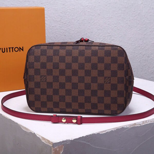 LV NeoNoe MM Bucket Bag - Image 5