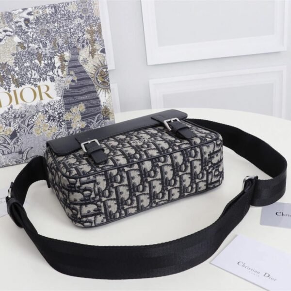 KID’S MESSENGER BAG - Image 5