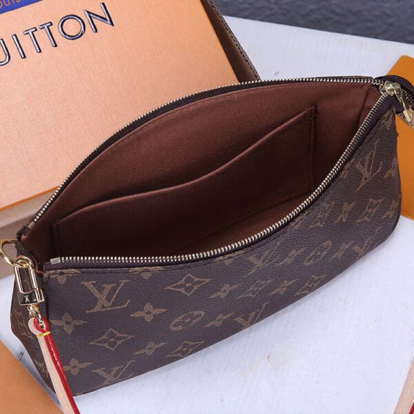 LV Pochette Accessoires - Image 6