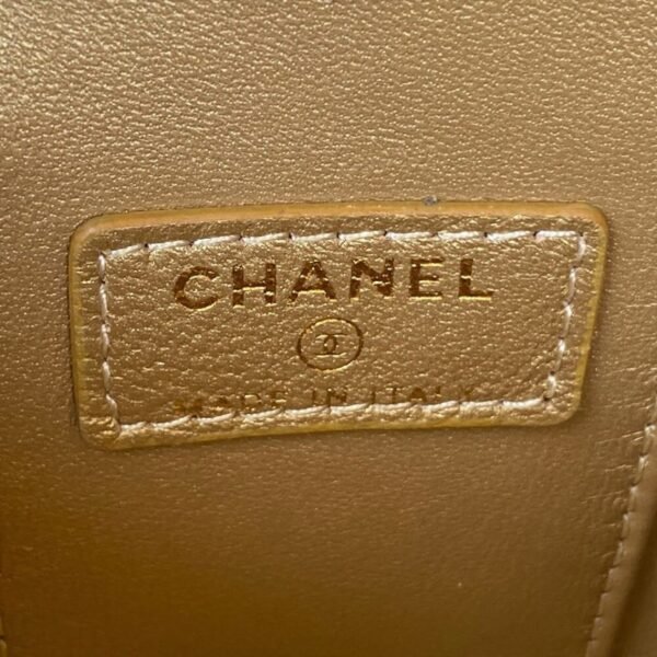 Chanel SMALL VANITY WITH CHAIN - Image 7