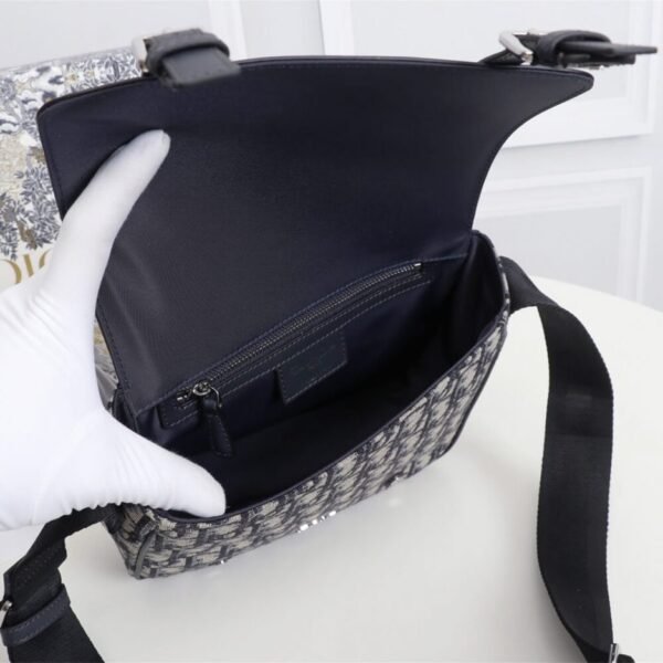 KID’S MESSENGER BAG - Image 8