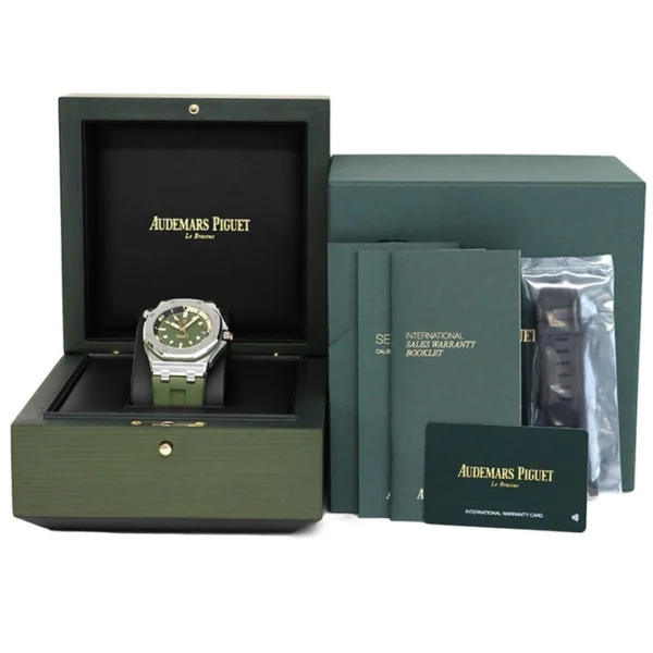 Royal Oak Offshore Diver's Watch Ref. 15720ST(AAAAA Version) - Image 6