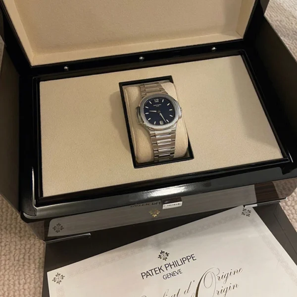 7118/1A-001 Patek Philippe- NAUTILUS-women - Image 7