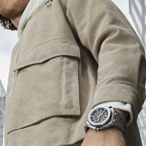 ROYAL OAK OFFSHORE DIVER Ref. 15720ST.OO.A009CA.01 - Image 8
