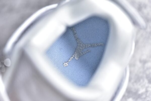 Air Jordan AJ4 Retro silver    308497-100 - Image 15