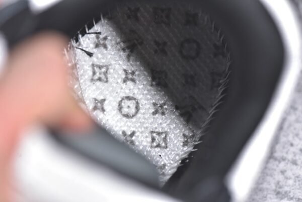 LOUIS VUITTON LV Trainer Maxi     1ACXAQ - Image 18