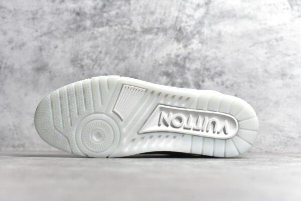 Louis Vuitton LV Trainer  Crocodile skin - Image 6