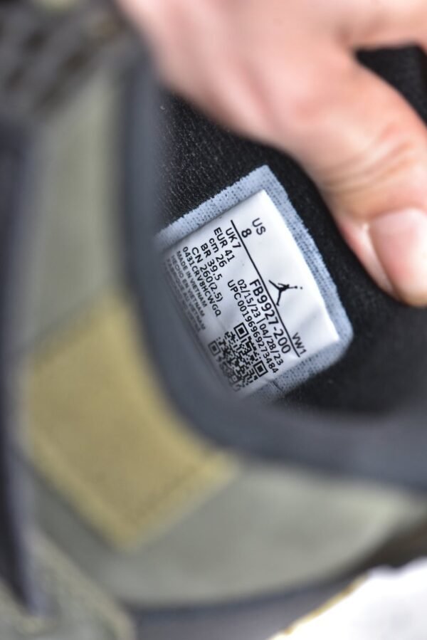 Jordan Air Jordan 4 "Olive green"     FB9927-200 - Image 16