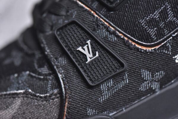 Louis Vuitton LV Trainer   1AC4ZB - Image 11