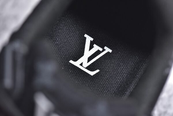 Louis Vuitton LV Trainer   1AC4ZB - Image 16