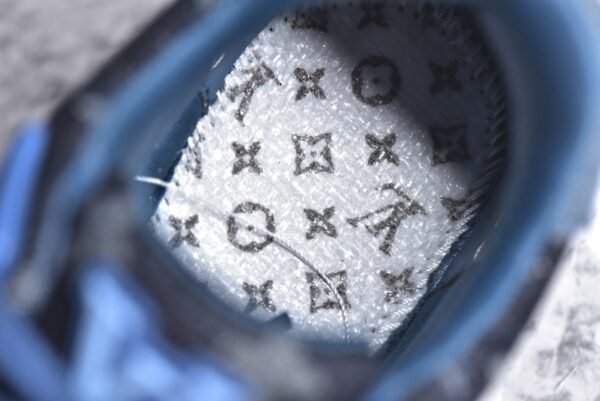 Louis Vuitton LV Trainer   1AC4YR - Image 18