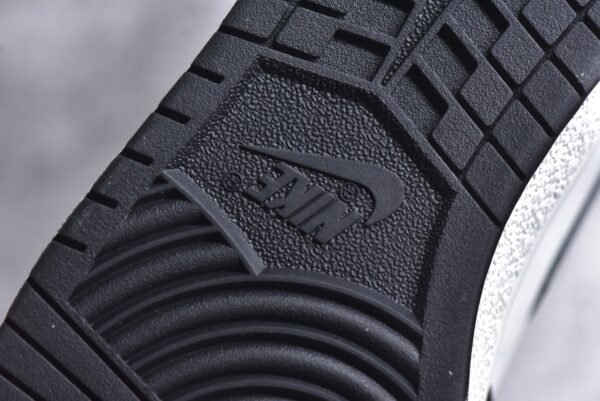 Jordan Air Jordan 1 High '85 "Black White"     BQ4422-001 - Image 14