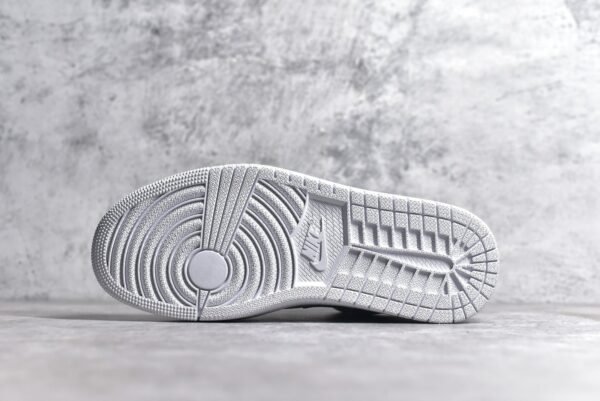 Jordan Air Jordan 1 low platinum    CZ4776-100 - Image 6