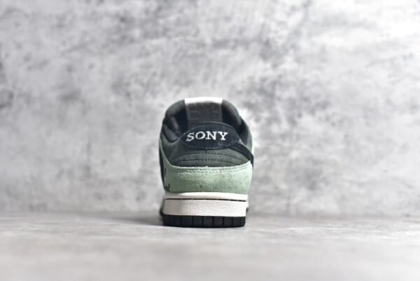Travis Scott x Playstation x NK SB Dunk Low TS Three party joint hook green    CU1726-777 - Image 5