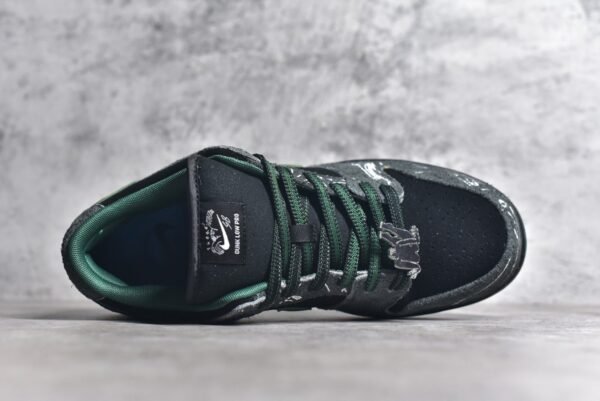 There Skateboards x Nike Dunk Low Graffiti art style collaboration    HF7743-001 - Image 4