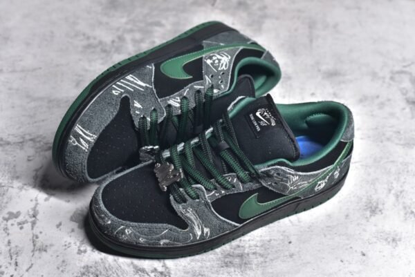 There Skateboards x Nike Dunk Low Graffiti art style collaboration    HF7743-001 - Image 7