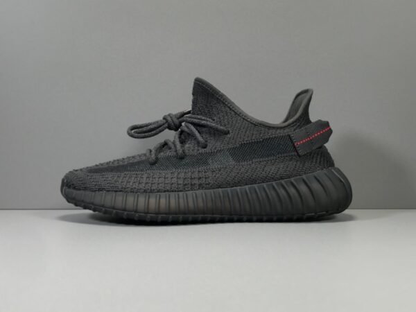 Adidas Yeezy Boost 350 V2 “BLACK STATIC”   FU9007