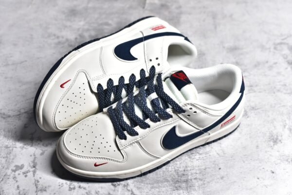 Nike Dunk Low x Supreme Parisian Family Collaboration - Mi Bai Blue Canvas    XX2025-310 - Image 7