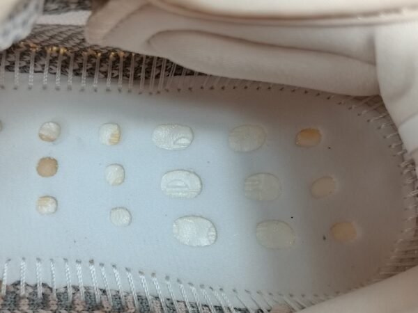 adidas originals YEEZY BOOST 350 V2 ＂Synth＂   FV5578 - Image 9