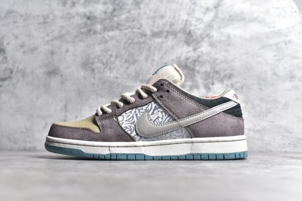 Nike Dunk SB Low "Big Money Savings"    FZ3129-200