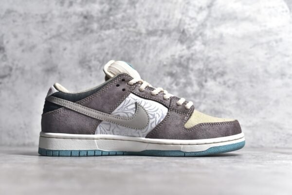 Nike Dunk SB Low "Big Money Savings"    FZ3129-200 - Image 3