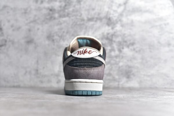 Nike Dunk SB Low "Big Money Savings"    FZ3129-200 - Image 5