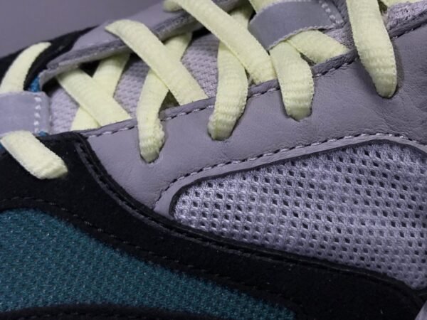 Adidas Yeezy 700 Wave    B75571 - Image 11