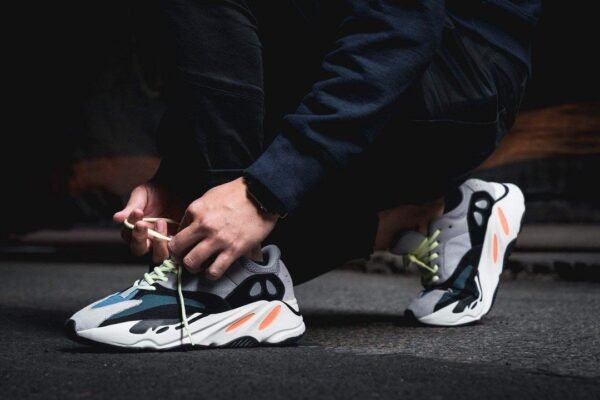 Adidas Yeezy 700 Wave    B75571 - Image 23