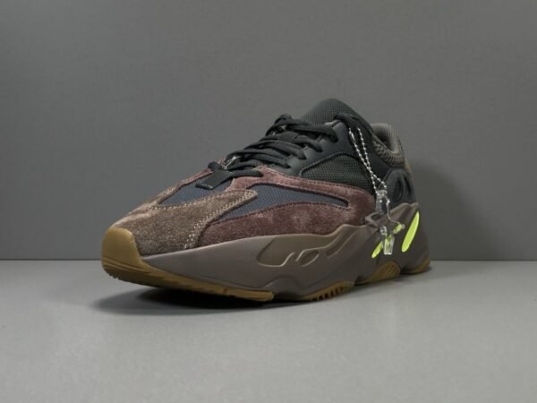 Adidas Yeezy 700 MAUVE    EE9614 - Image 6