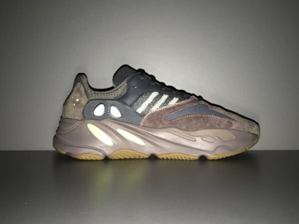 Adidas Yeezy 700 MAUVE    EE9614 - Image 27
