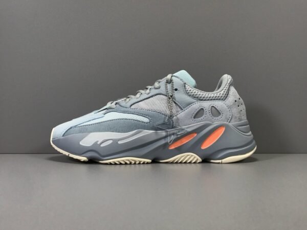 Adidas Yeezy 700 INERTI     EG7597