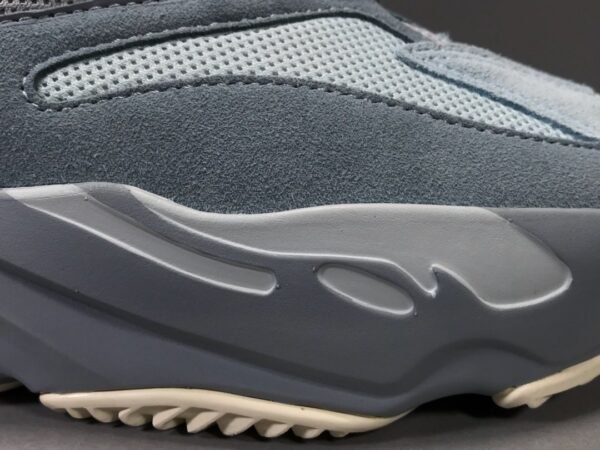 Adidas Yeezy 700 INERTI     EG7597 - Image 20