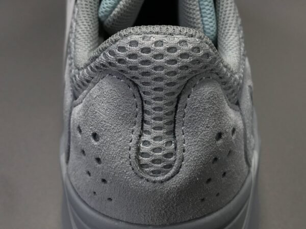 Adidas Yeezy 700 INERTI     EG7597 - Image 22