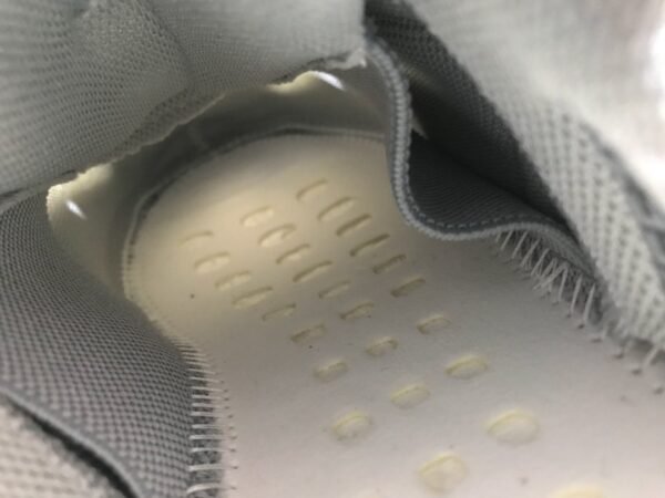 Adidas Yeezy 700 INERTI     EG7597 - Image 23