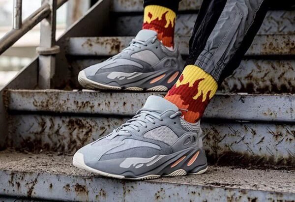 Adidas Yeezy 700 INERTI     EG7597 - Image 30
