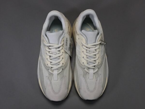 Adidas Yeezy 700 ANALOG   EG7596 - Image 3